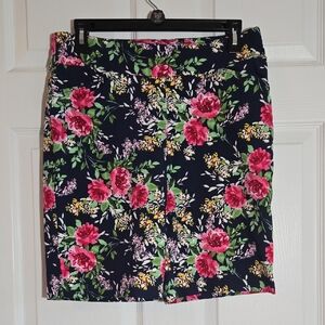 The Pioneer Woman Navy Floral Print Bermuda Shorts Size Medium